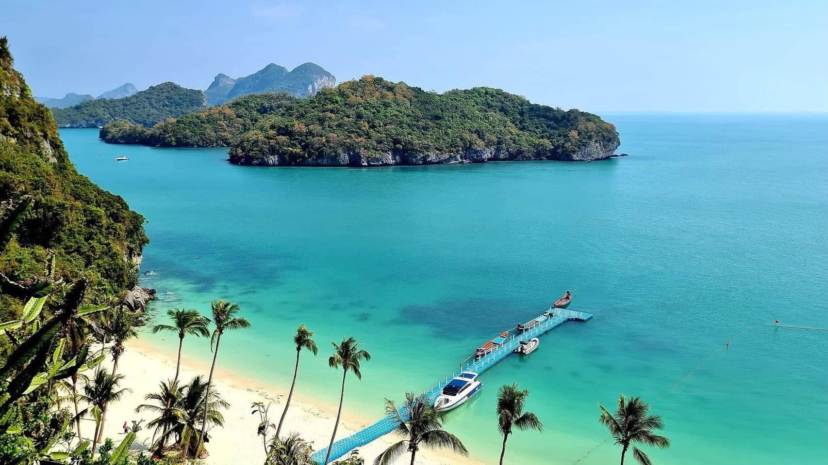หาดทรายขาวหมู่เกาะอ่างทอง